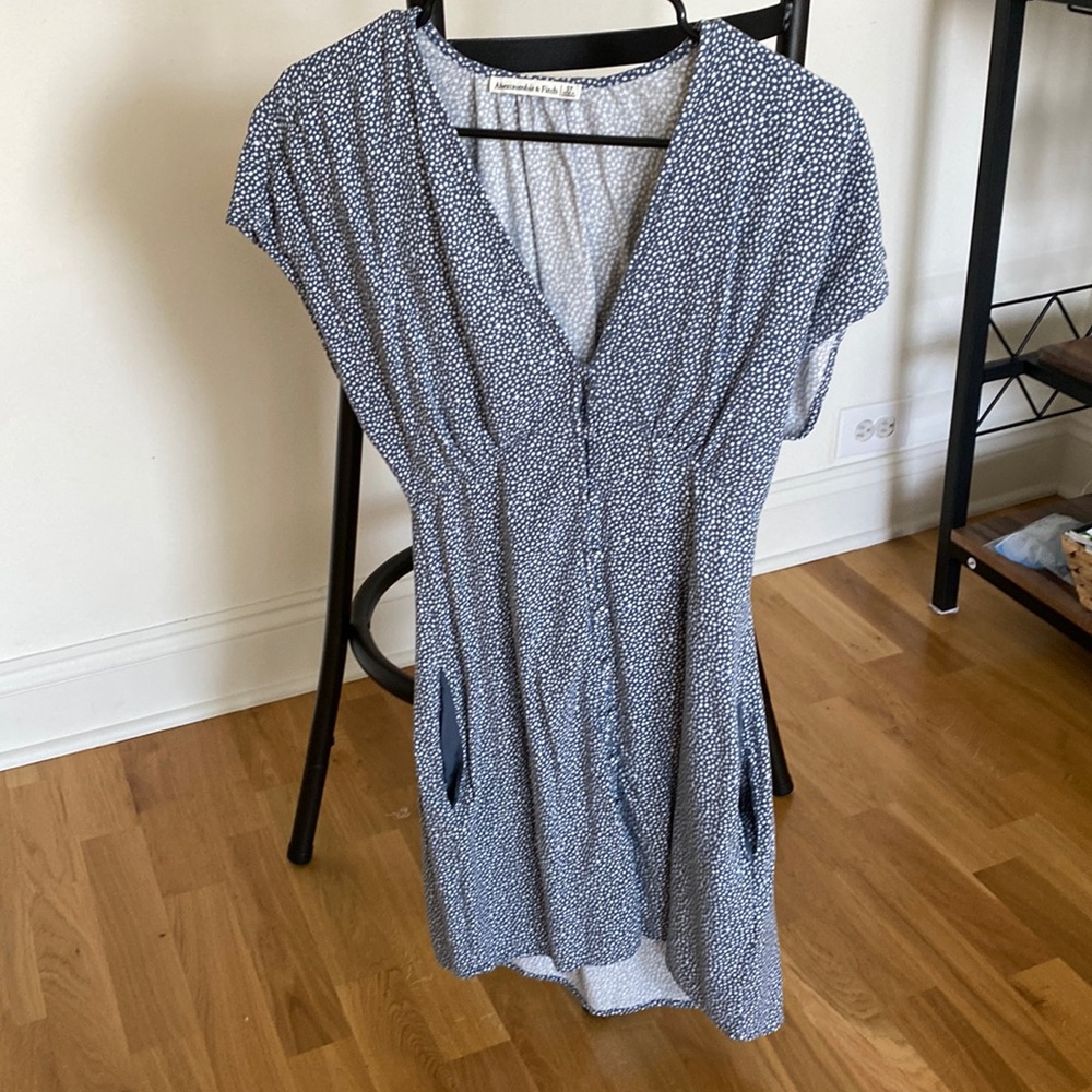 Abercrombie & Fitch Button-Down Dolman Sleeve Mini Dress, size small
